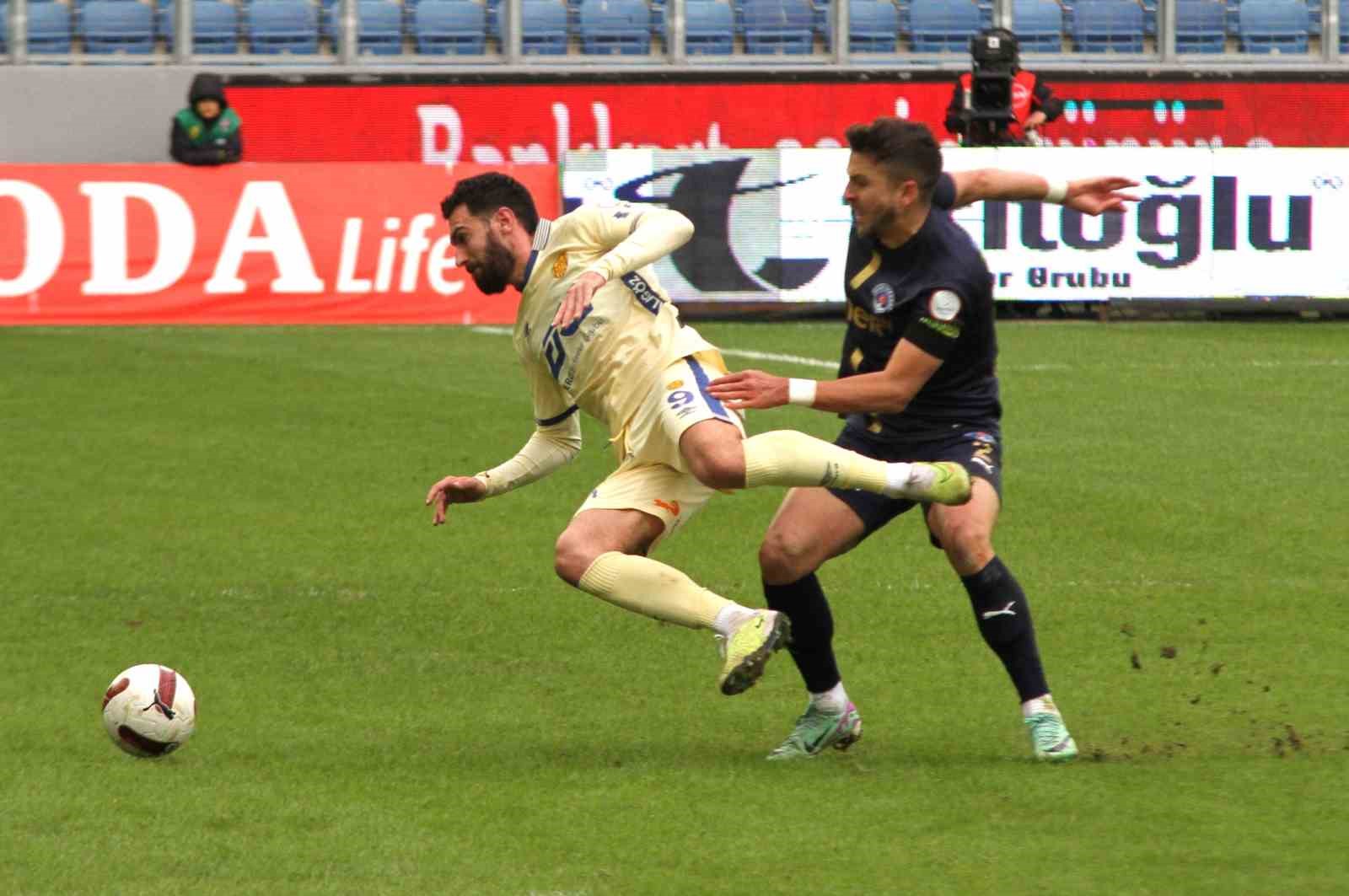 Trendyol Süper Lig: MKE Ankaragücü: 3 - Kasımpaşa: 1 (Maç sonucu)
