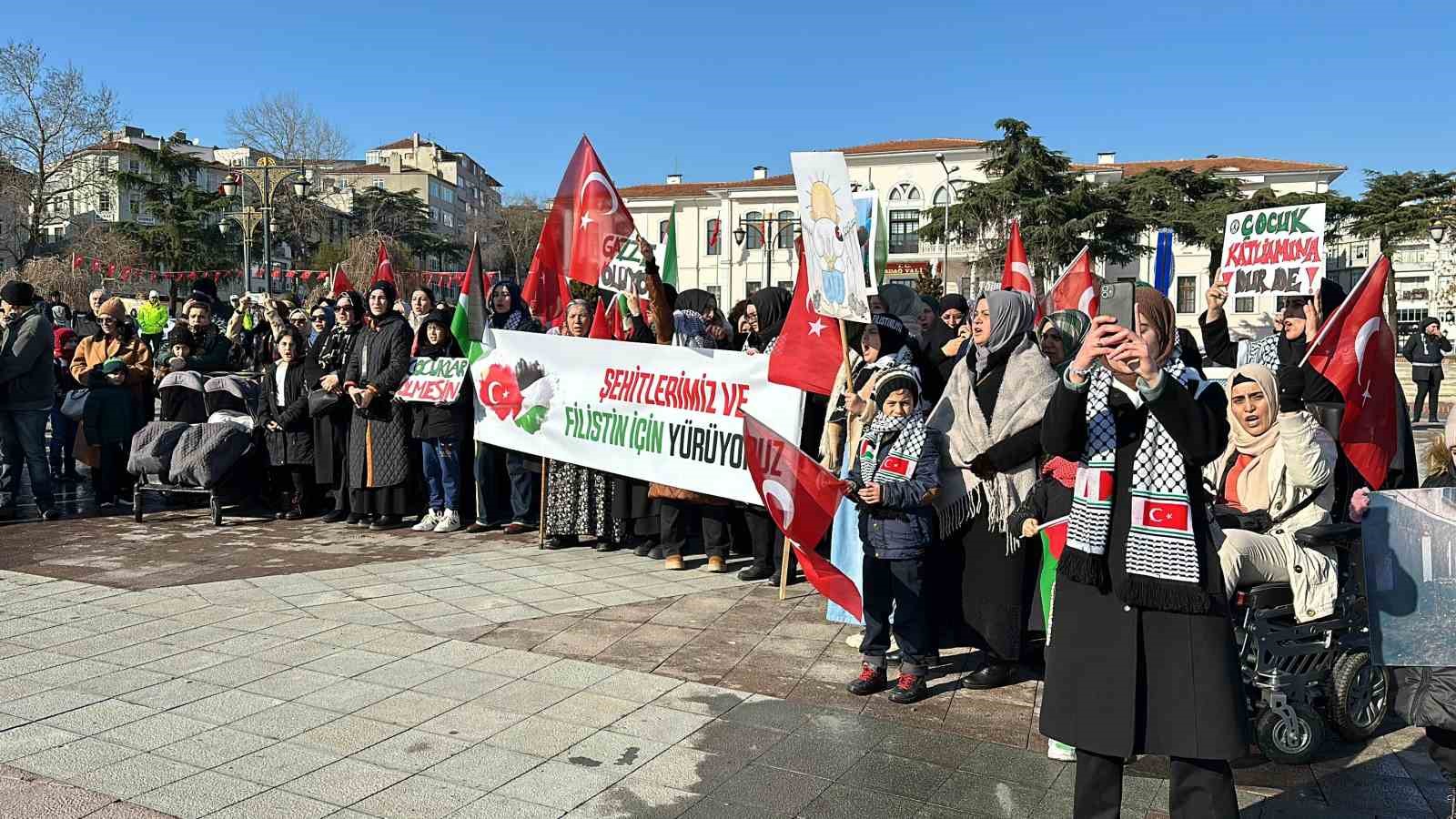 Tekirdağ&rsquo;da şehitler ve Gazze i&ccedil;in y&uuml;r&uuml;y&uuml;ş d&uuml;zenlendi
