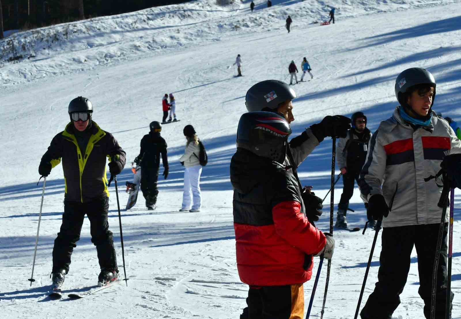 Sarıkamış Kayak Merkezi yarıyıl tatiline hazır 