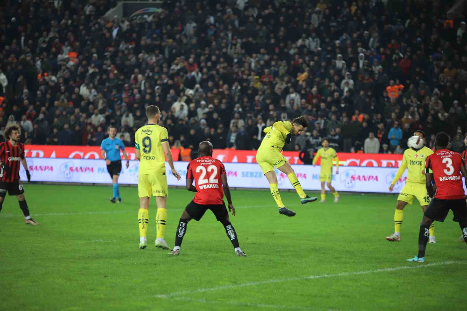 Trendyol Süper Lig: Gaziantep FK: 0 - Fenerbahçe: 1 (Maç sonucu)