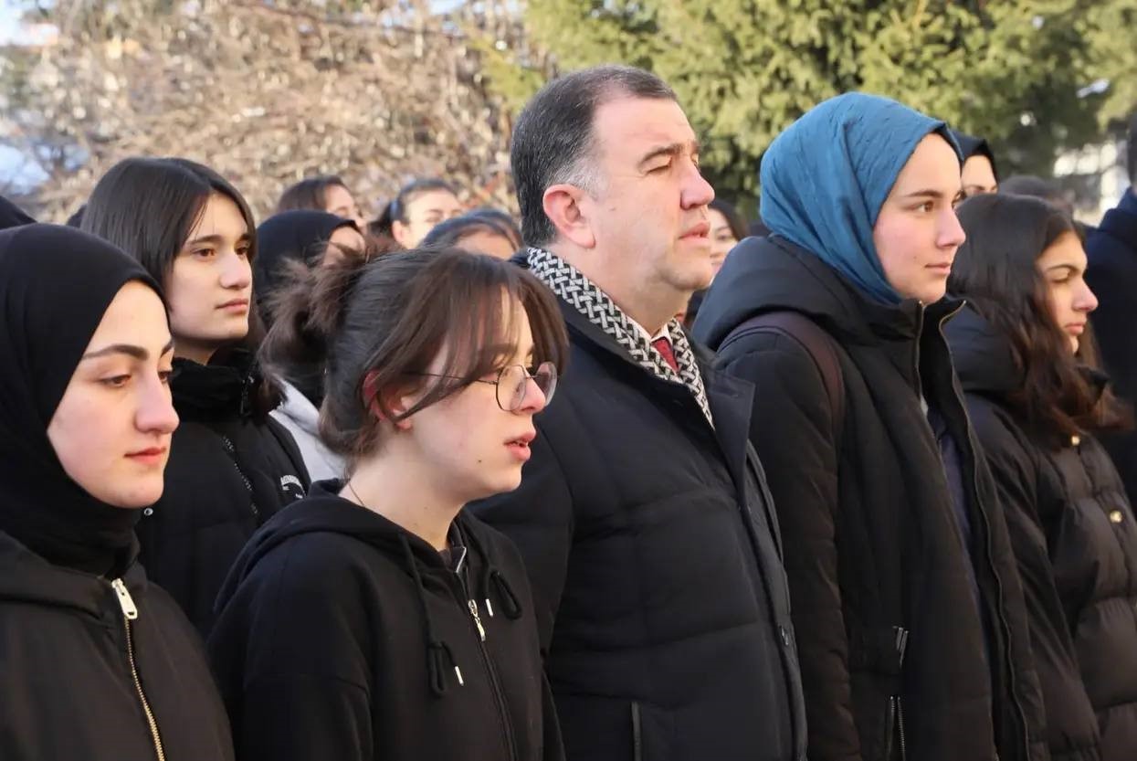 Bayburt’ta şehitler için saygı duruşunda bulunuldu
