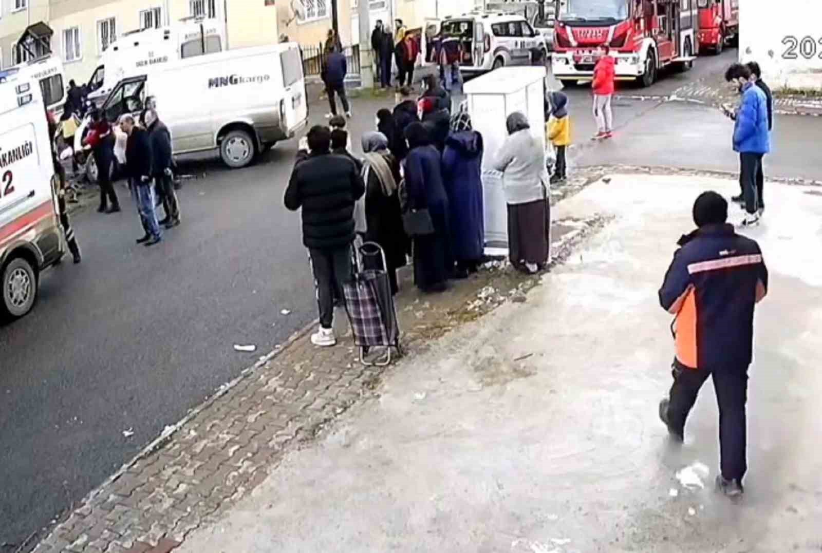 Kargo minibüsü ile otomobil çarpıştı: 5 yaralı