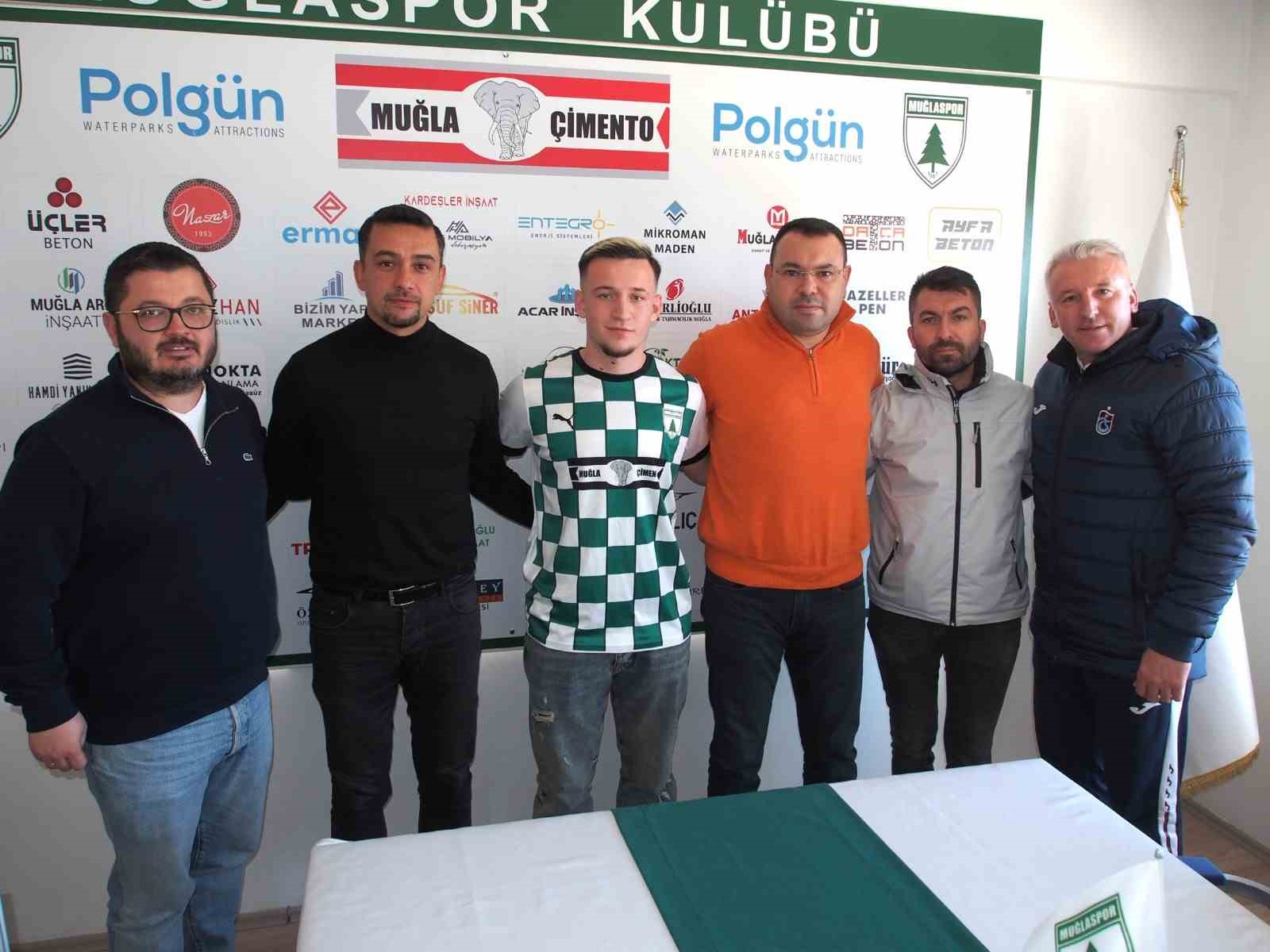 Muğlaspor devre arasında ilk hamlesini yaptı
