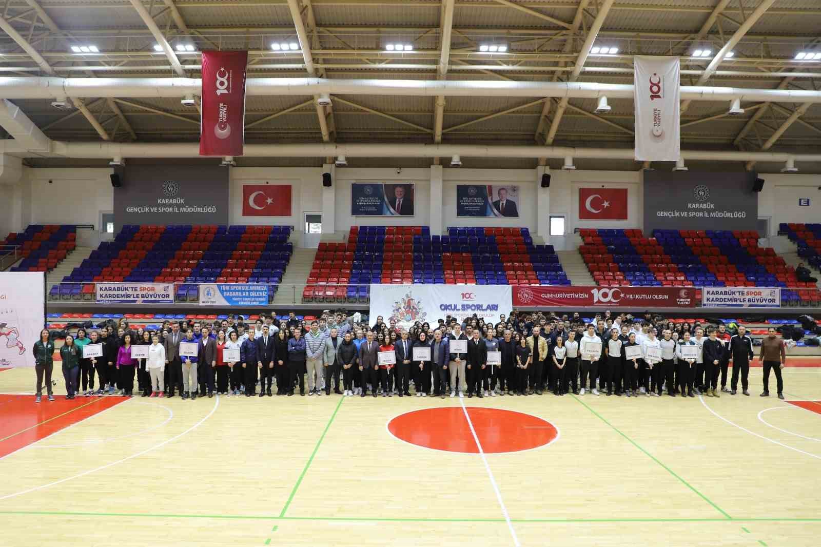 Karabük’te okul Sporları Basketbol müsabakaları başladı