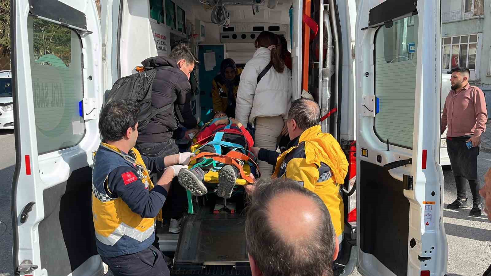 Ticari aracın çarptığı çocuk yaralandı