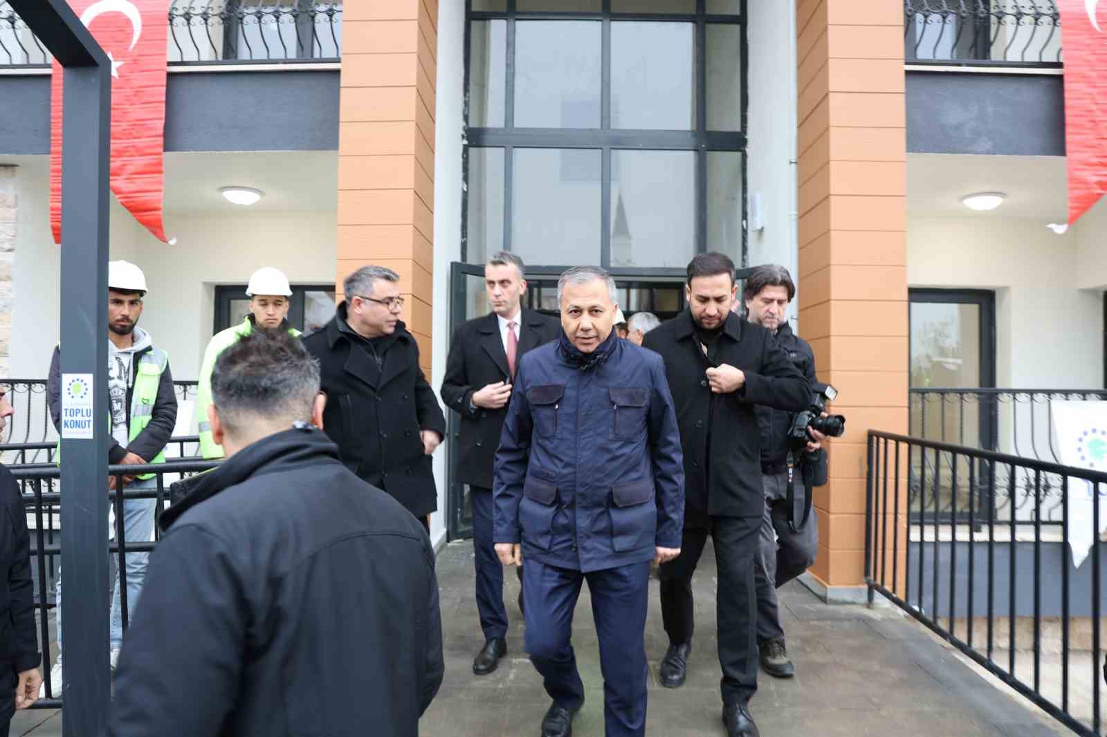 Bakan Yerlikaya, Kahramanmaraş’ta ziyaret ve temaslarda bulundu