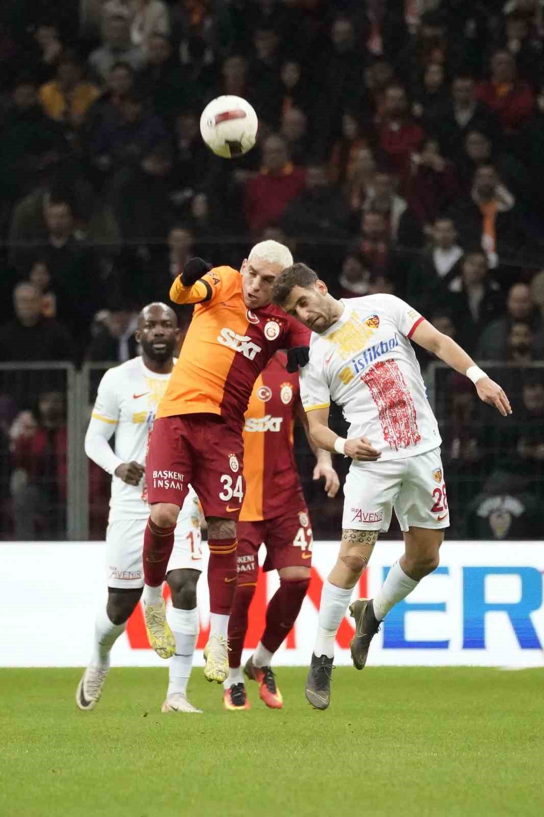 Trendyol Süper Lig: Galatasaray: 2 - Kayserispor: 1 (Maç sonucu)
