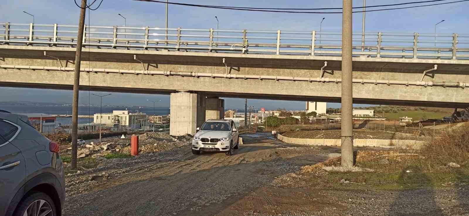 1915 Çanakkale Köprüsü inşaatı nedeniyle kapanan eski Çanakkale yolu tekrar trafiğe açıldı
