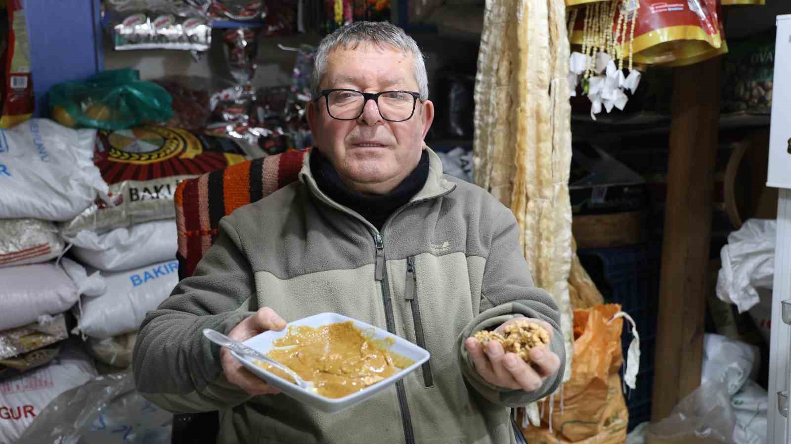 Soğuğa karşı üçlü çözüm: ’Ceviz, pekmez, tahin’