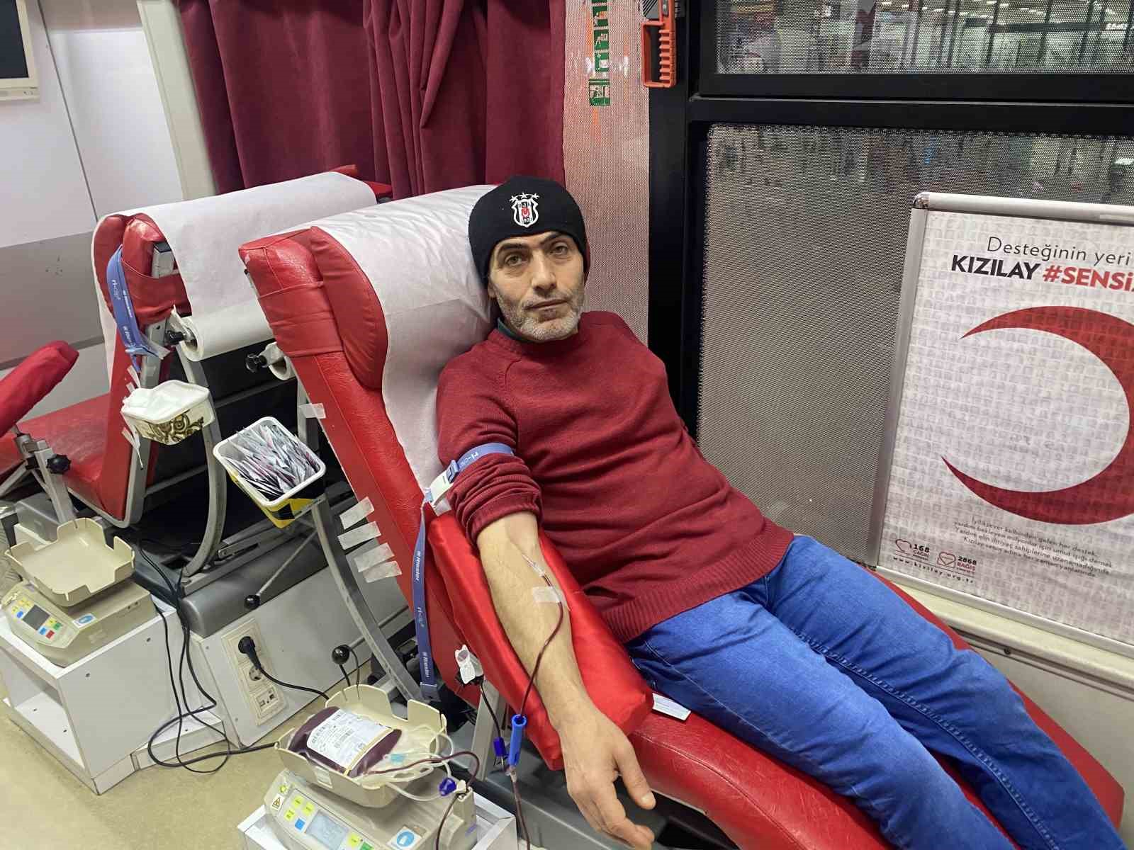 Kan bağışına destek verdiler