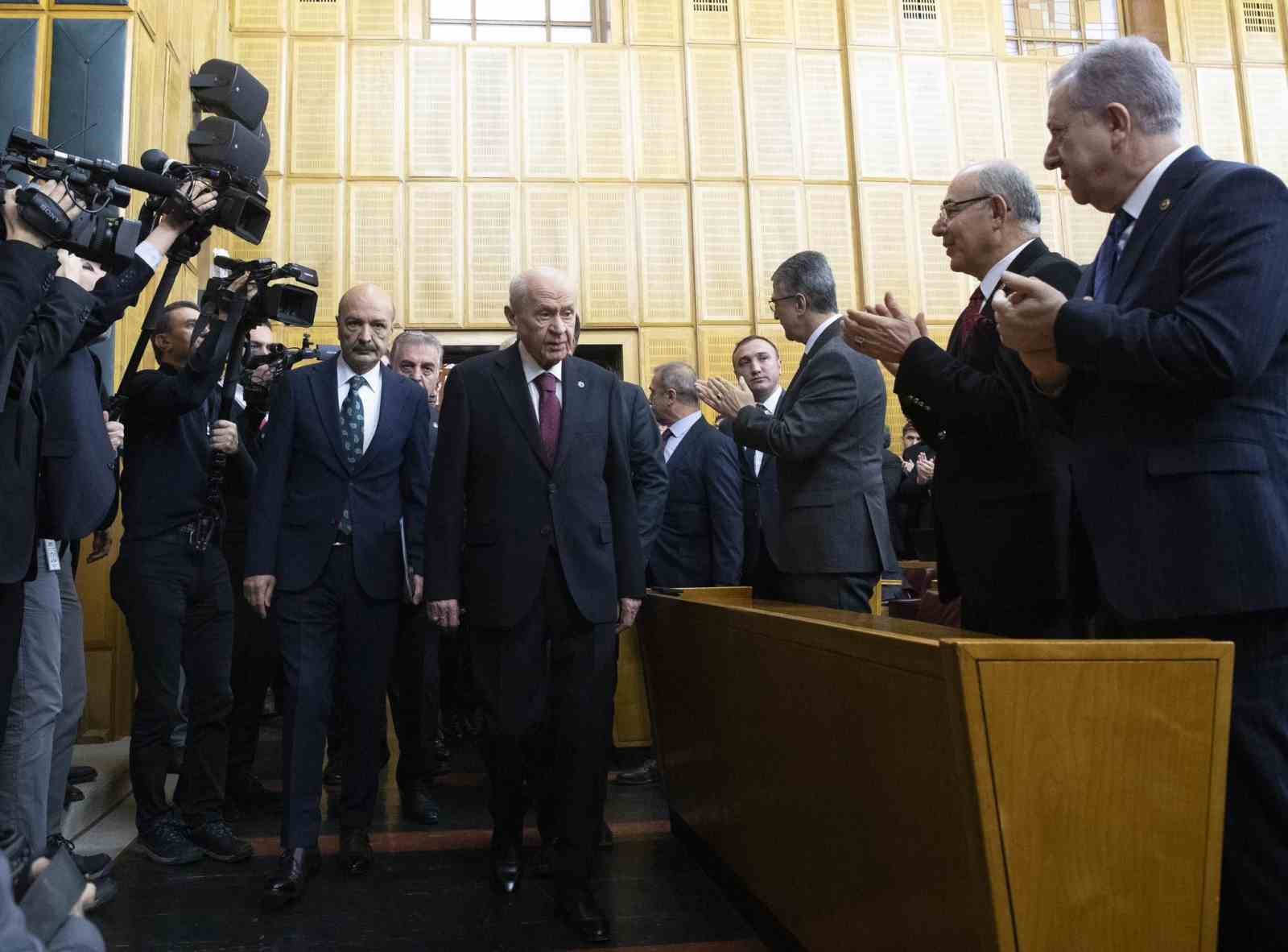 MHP Genel Başkanı Bahçeli: “Türkiye’nin güvenliği ve geleceği için huzur hattı kurulmalı, bu hatta sinek bile sokulmamalıdır"
