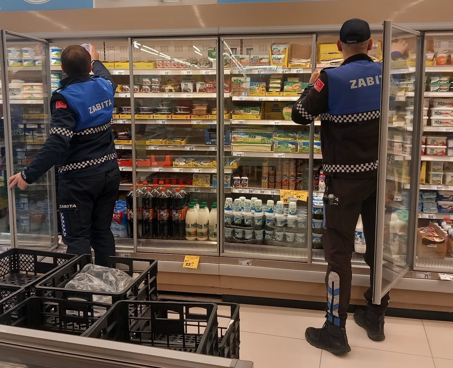 Karabiga’da Zabıta ekiplerinden gıda ve temizlik denetimi