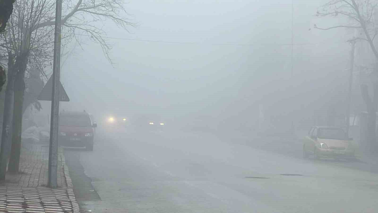 Sisli hava hayatı olumsuz etkiledi