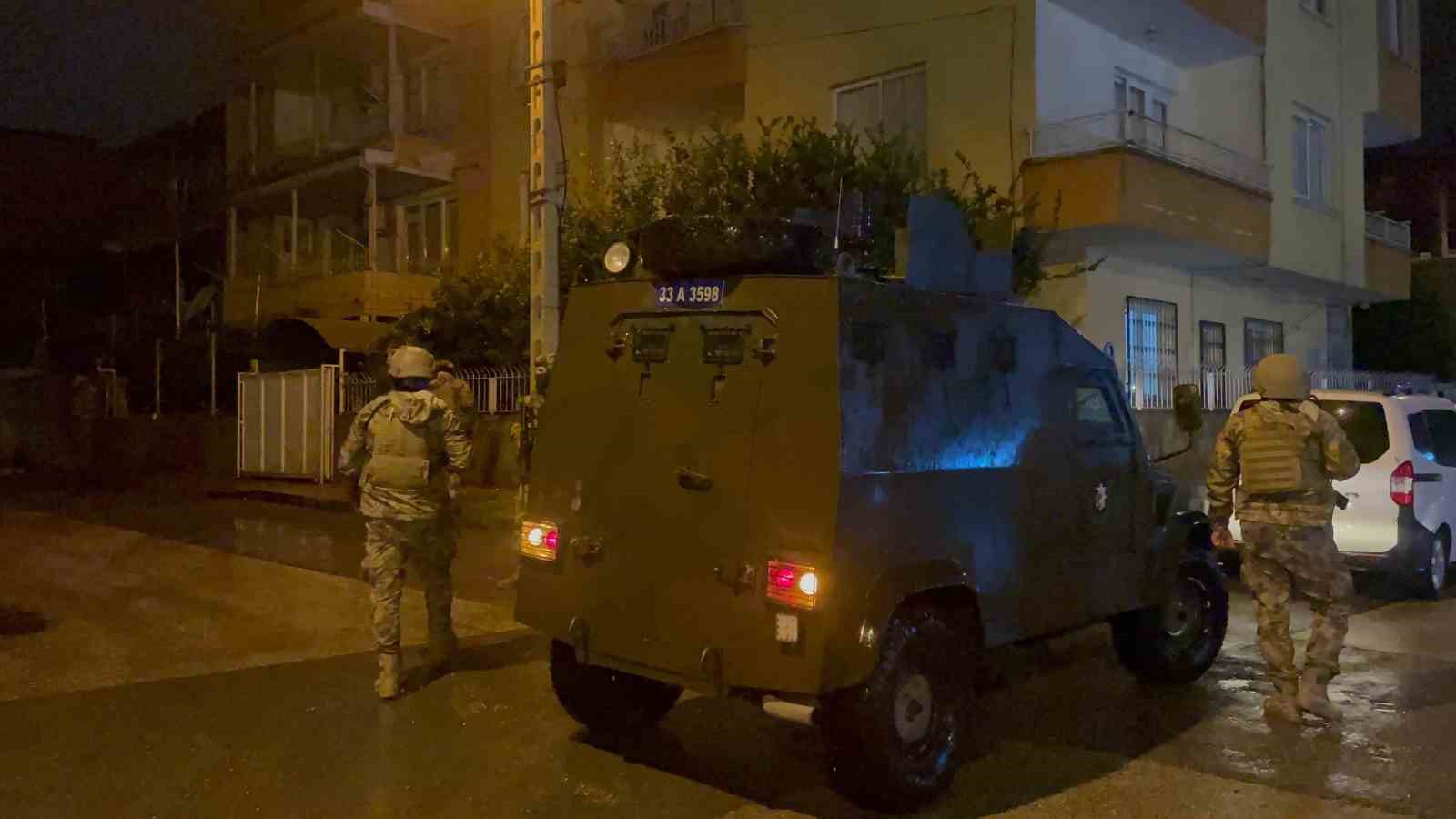 Mersin’deki ’torbacı’ operasyonu: 21 gözaltı
