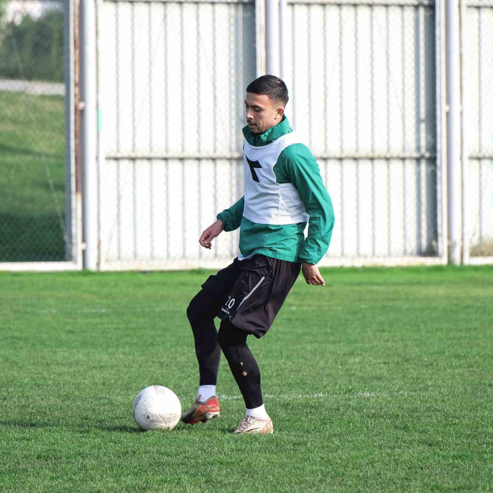 Bursaspor, Karacabey maçı hazırlıklarını sürdürdü 