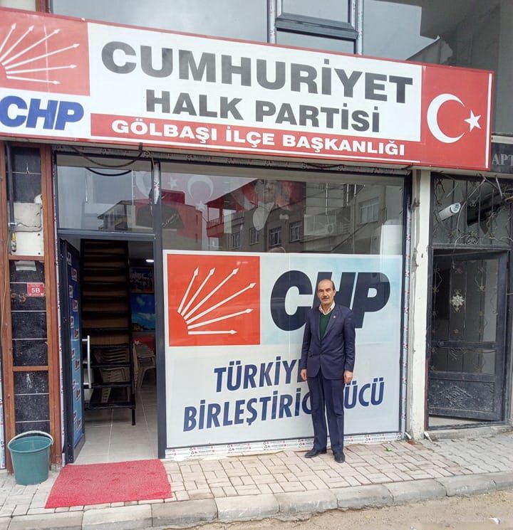 CHP G&ouml;lbaşı İl&ccedil;e Başkanı ve 7 y&ouml;netim kurulu &uuml;yesi istifa etti
