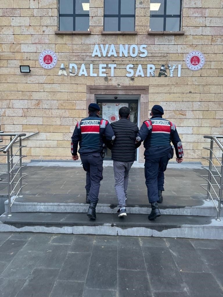 16 bağ evinden hırsızlık yapan şahıs yakalandı
