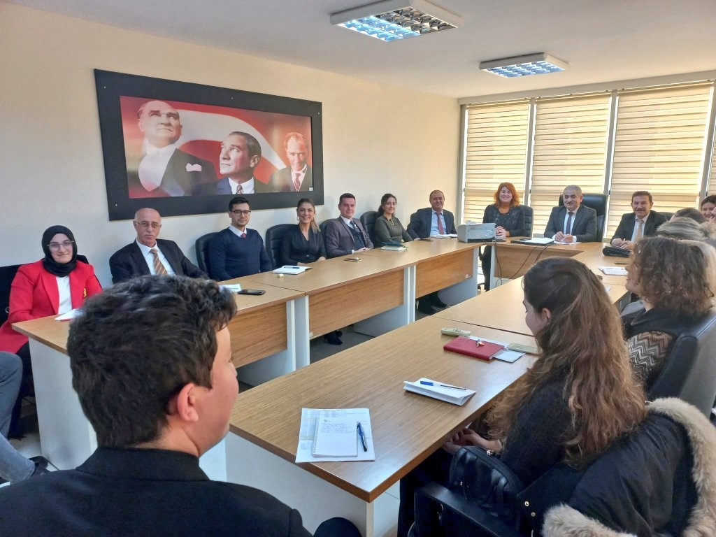 Aile ve Sosyal Hizmetler İl M&uuml;d&uuml;rl&uuml;ğ&uuml; koordinasyon toplantısı d&uuml;zenlendi
