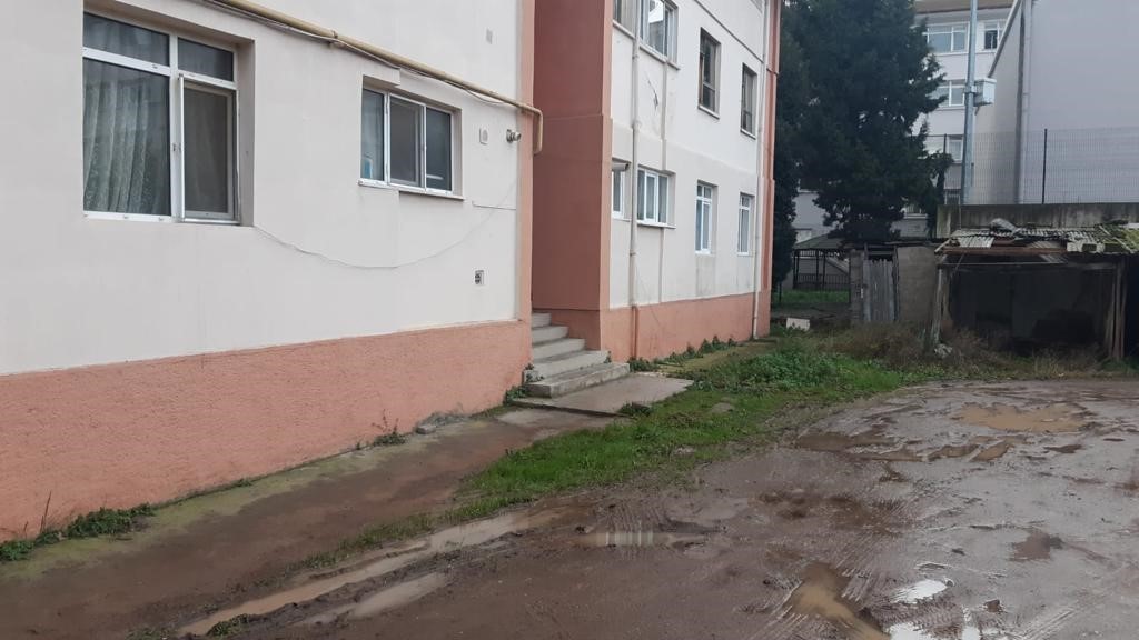 Kardeşini göğsünden bıçaklamıştı, tutuklandıundefined