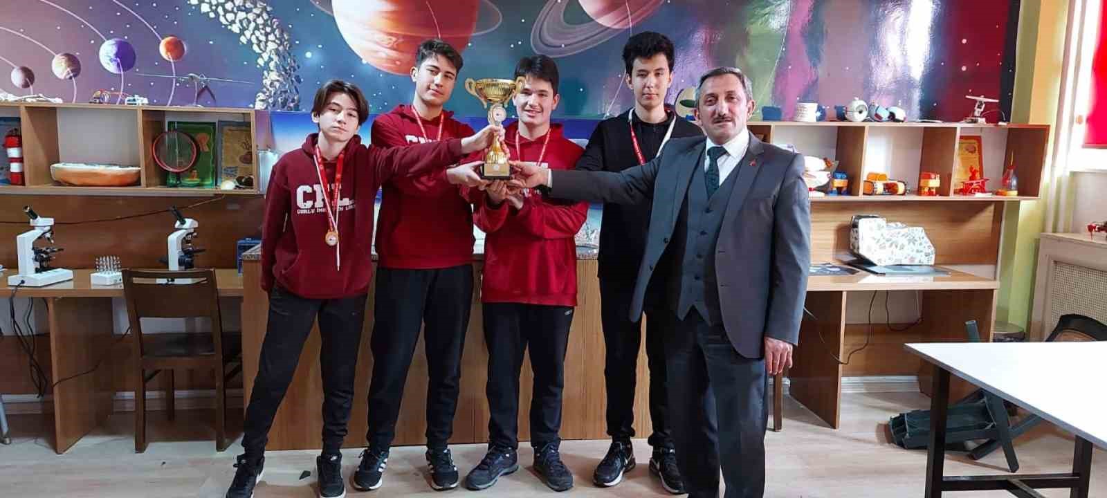 &Ccedil;orlu 100. Yıl Liseler Satran&ccedil; Turnuvası tamamlandı
