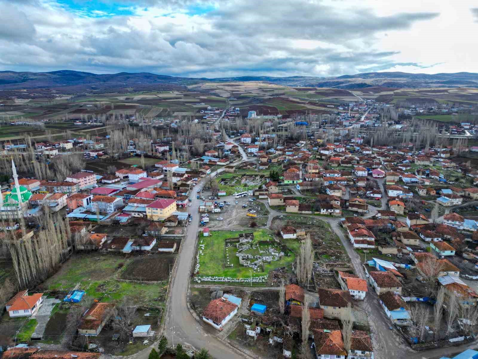 Tokat Valisi Hatipoğlu’ndan kazı başkanlarına uyarı
