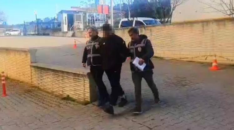 ATM’den para çeken 5 kişiyi dolandıran yakalandı