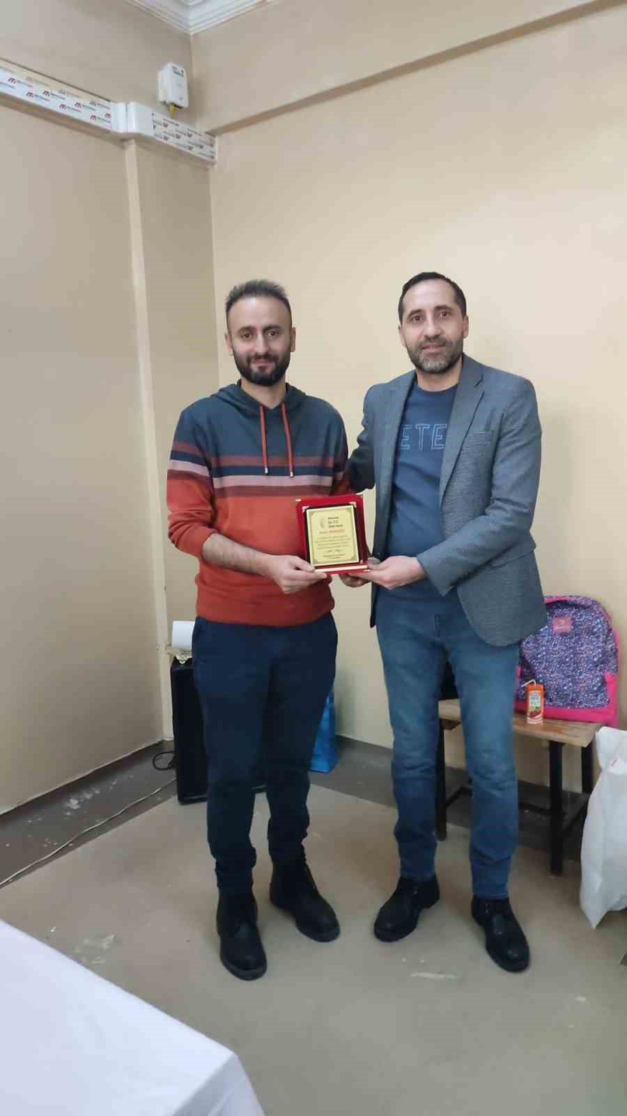 Velilerden &ouml;ğretmenlere anlamlı s&uuml;rpriz
