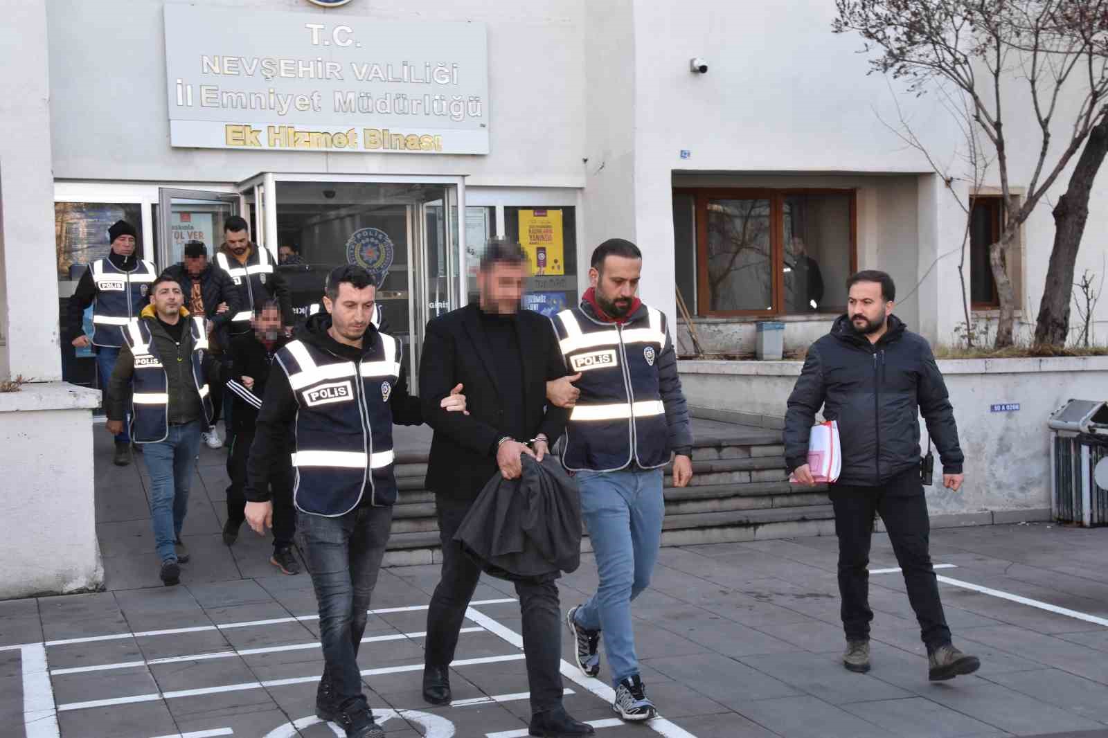 Nevşehir’de ’sazan sarmalı’ operasyonu: 5 gözaltı