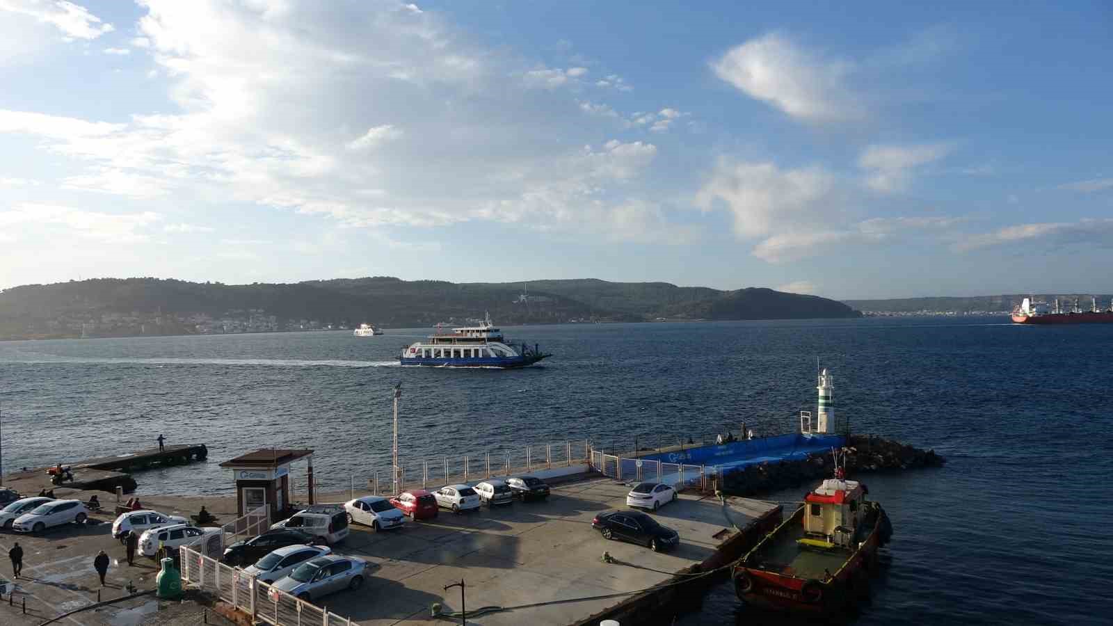 &Ccedil;anakkale&rsquo;de ada seferlerine fırtına engeli
