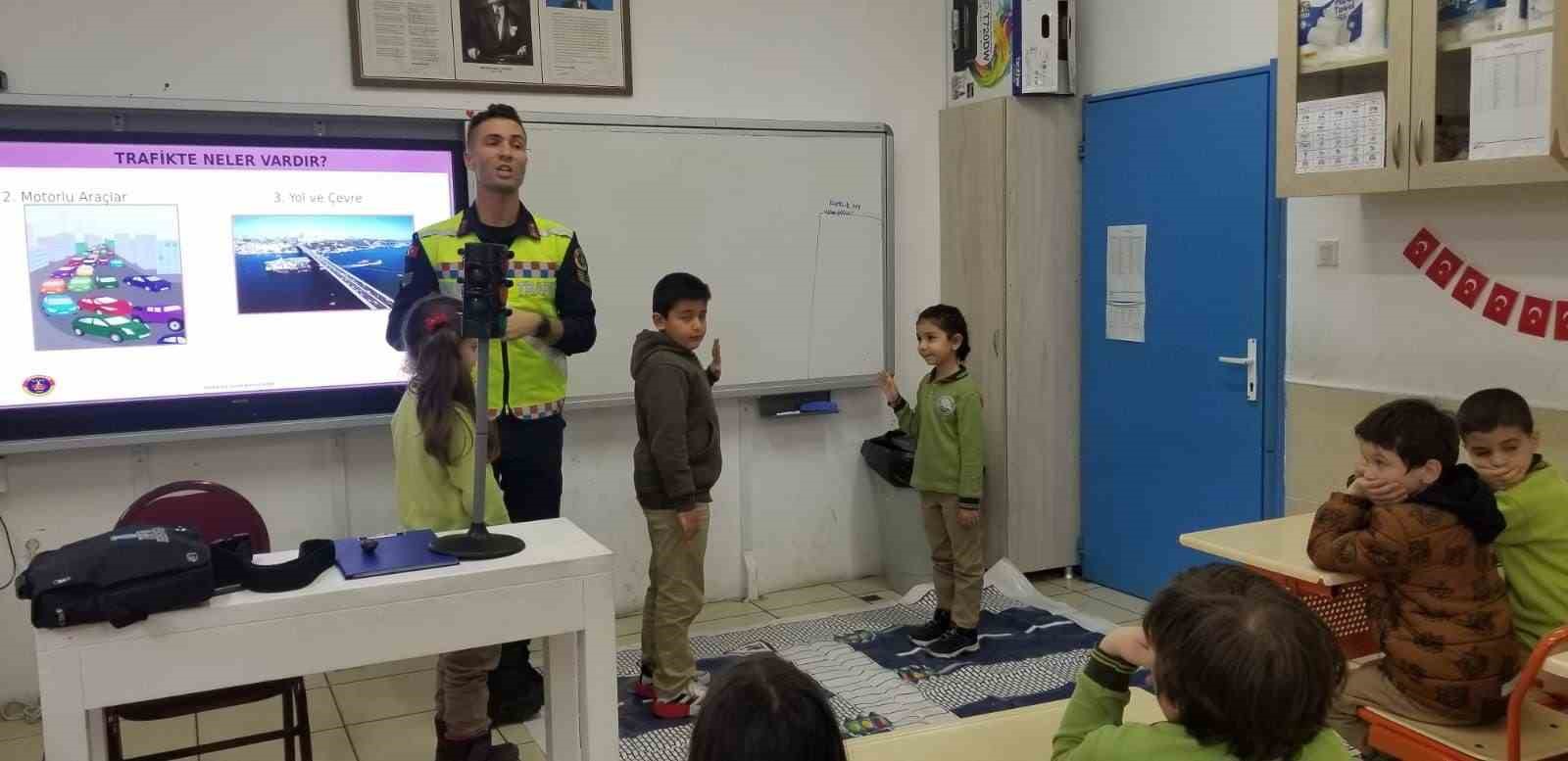 Bodrum’da binlerce öğrenciye uygulamalı trafik eğitimi verildi