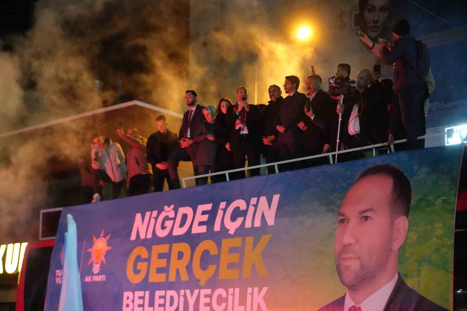 Başkan &Ouml;zdemir, Niğde&rsquo;de coşkuyla karşılandı
