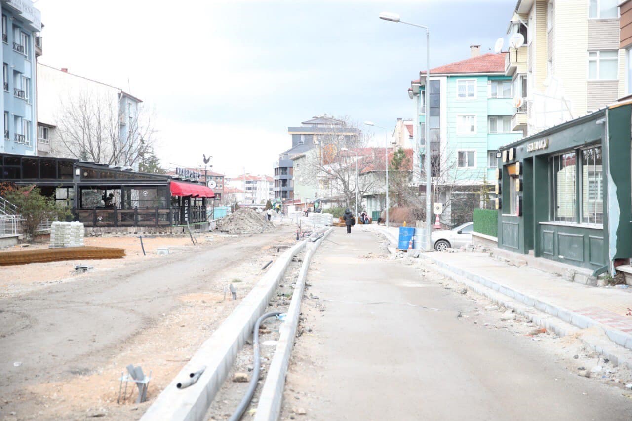 Hacı Hıfzı Emer Caddesinde çalışmalar sürüyor
