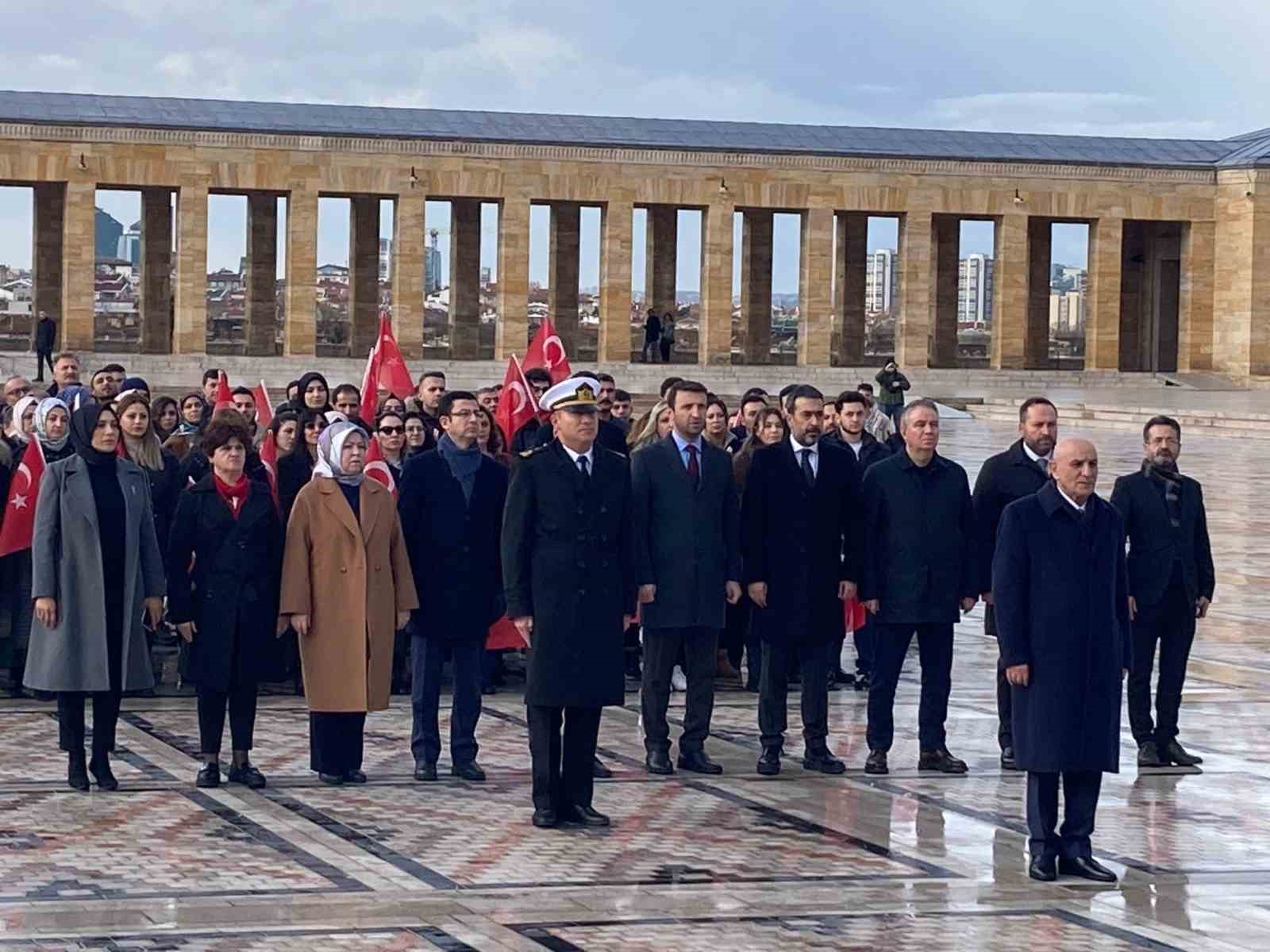 Cumhur İttifakı Ankara Büyükşehir Belediyesi Adayı Altınok’tan Anıtkabir’e ziyaret