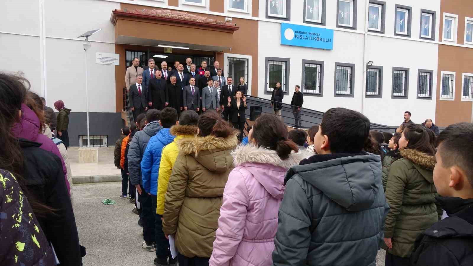 Burdur&rsquo;da 43 bin 41 &ouml;ğrenci karne sevinci yaşadı
