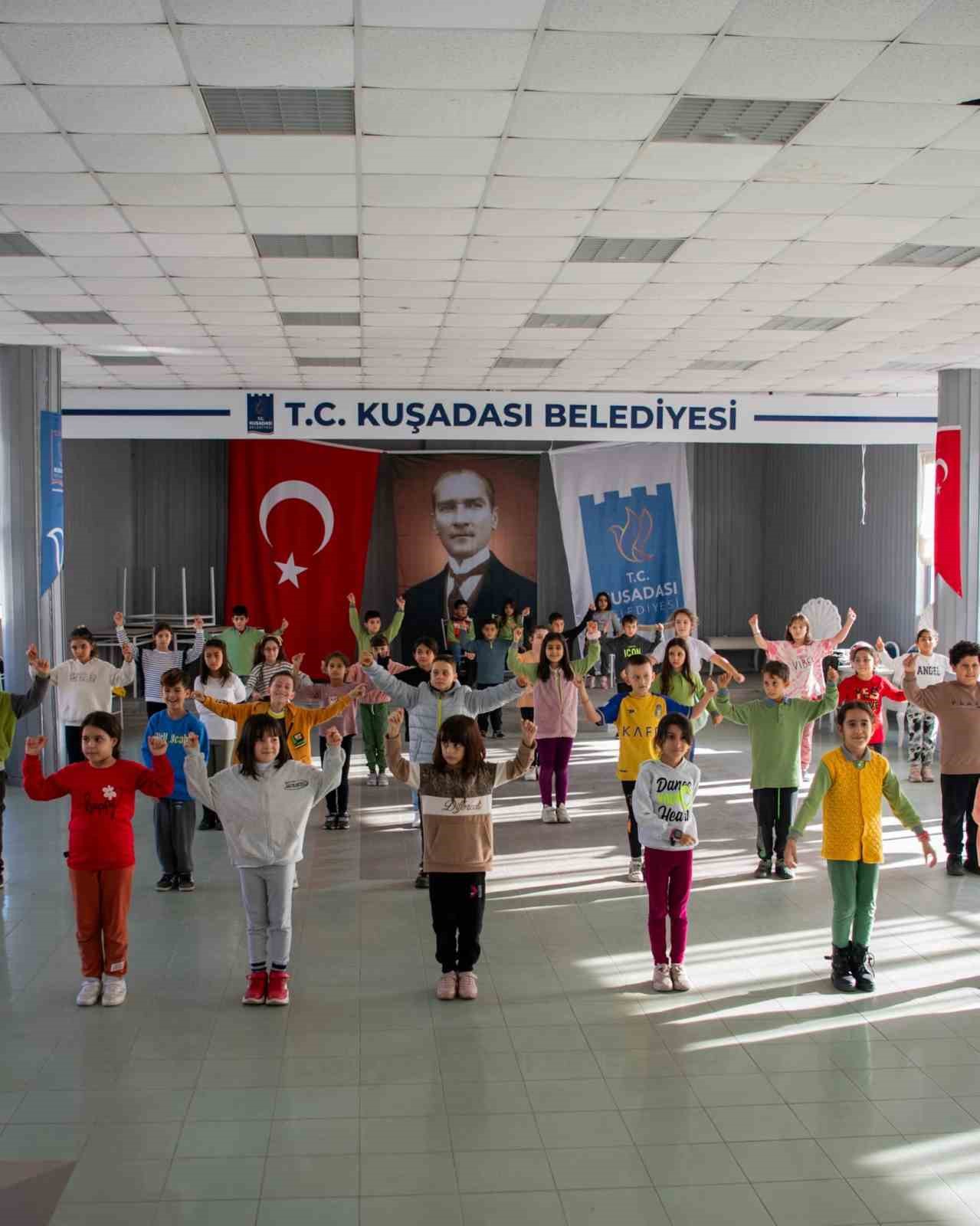 Kuşadası Belediyesi Dans Sanatları Akademisi Spor Kulübü açıldı
