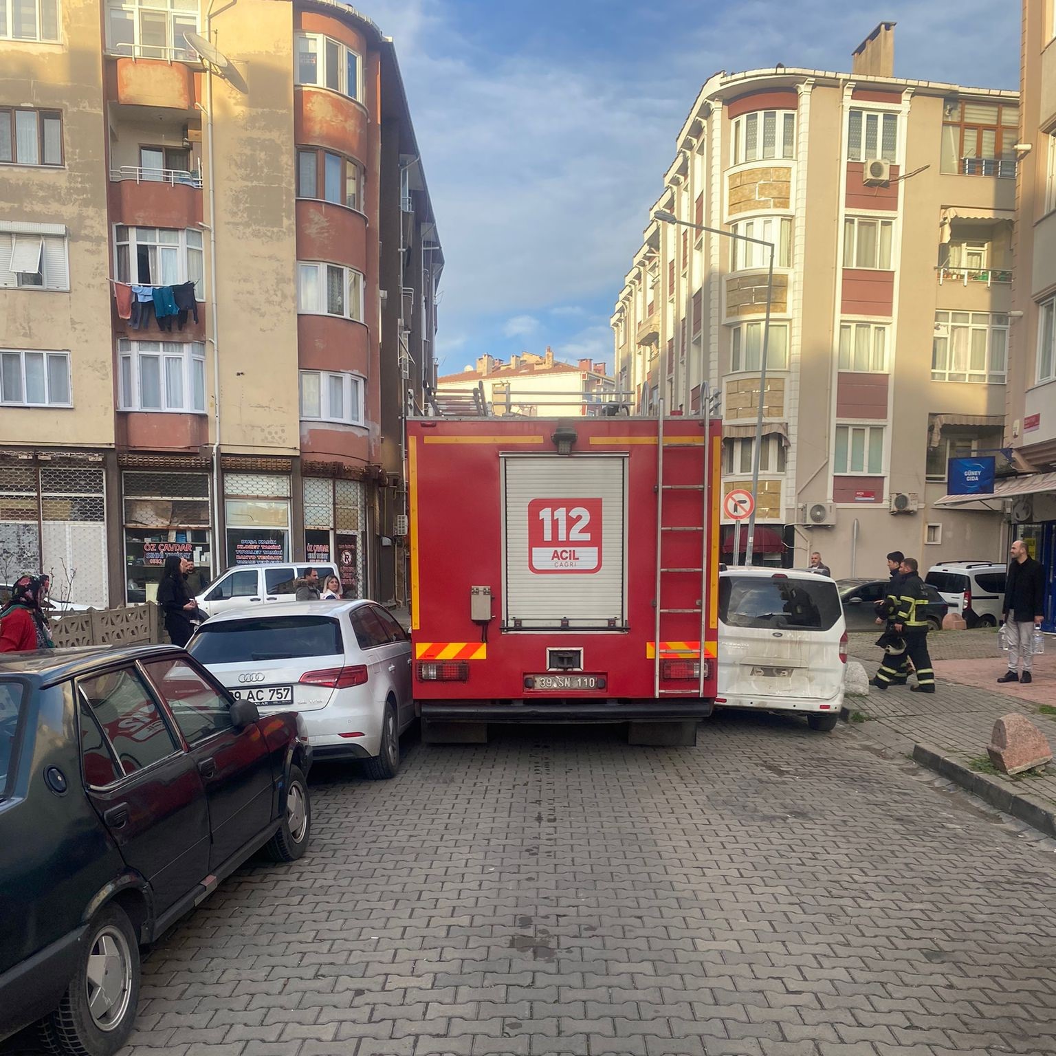 Lüleburgaz’da itfaiyeye hatalı park engeli