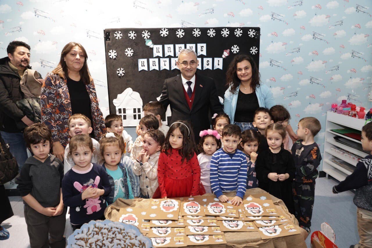 Gündüz Çocuk Bakımevi’nde karne heyecanı