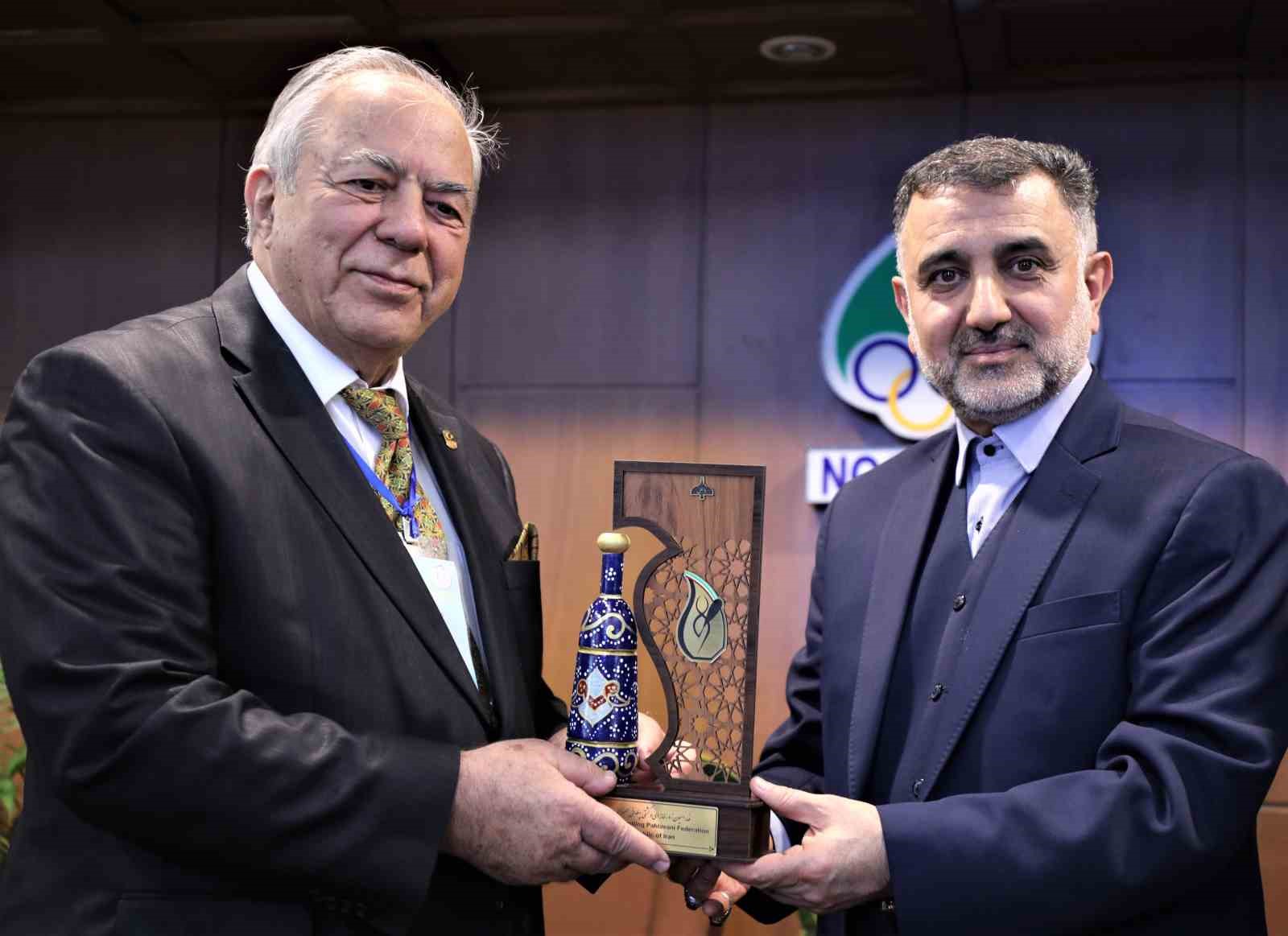 Dünya Karakucak Güreş Federasyonu, İran’da kuruldu