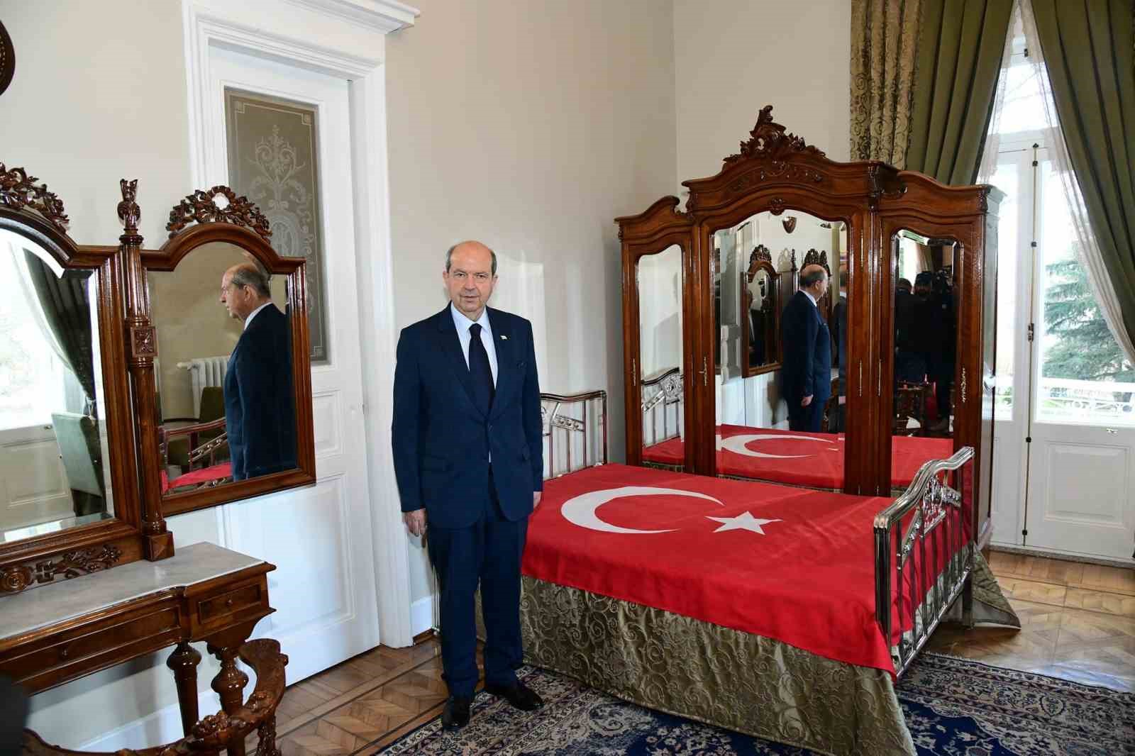 KKTC Cumhurbaşkanı Tatar, Atatürk Köşkü’nü ziyaret etti
