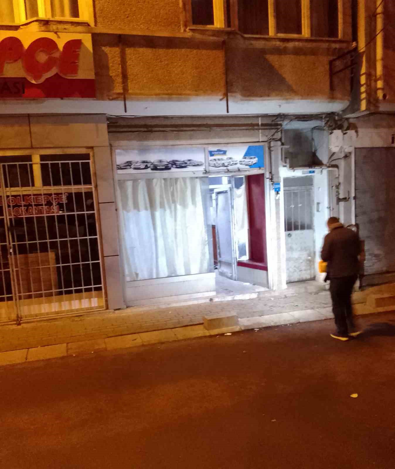&Ccedil;orlu&rsquo;da silahlı saldırı: 2 yaralı
