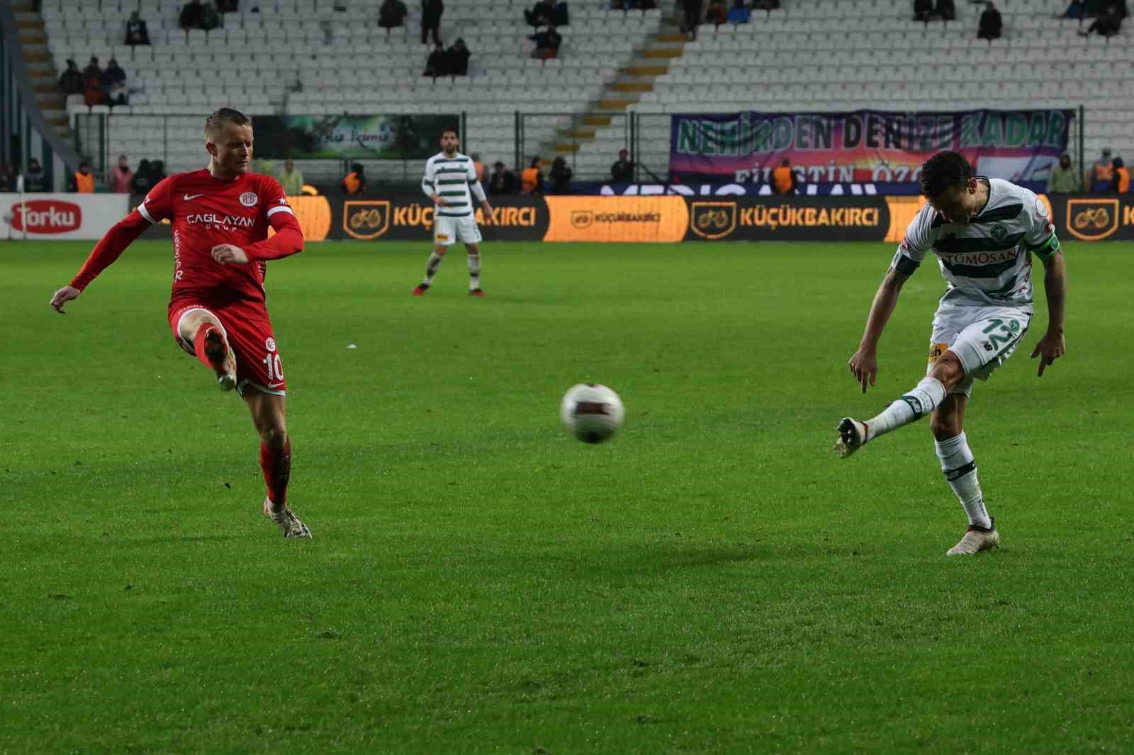 Trendyol Süper Lig: Konyaspor: 1 - Antalyaspor: 1 (Maç sonucu)
