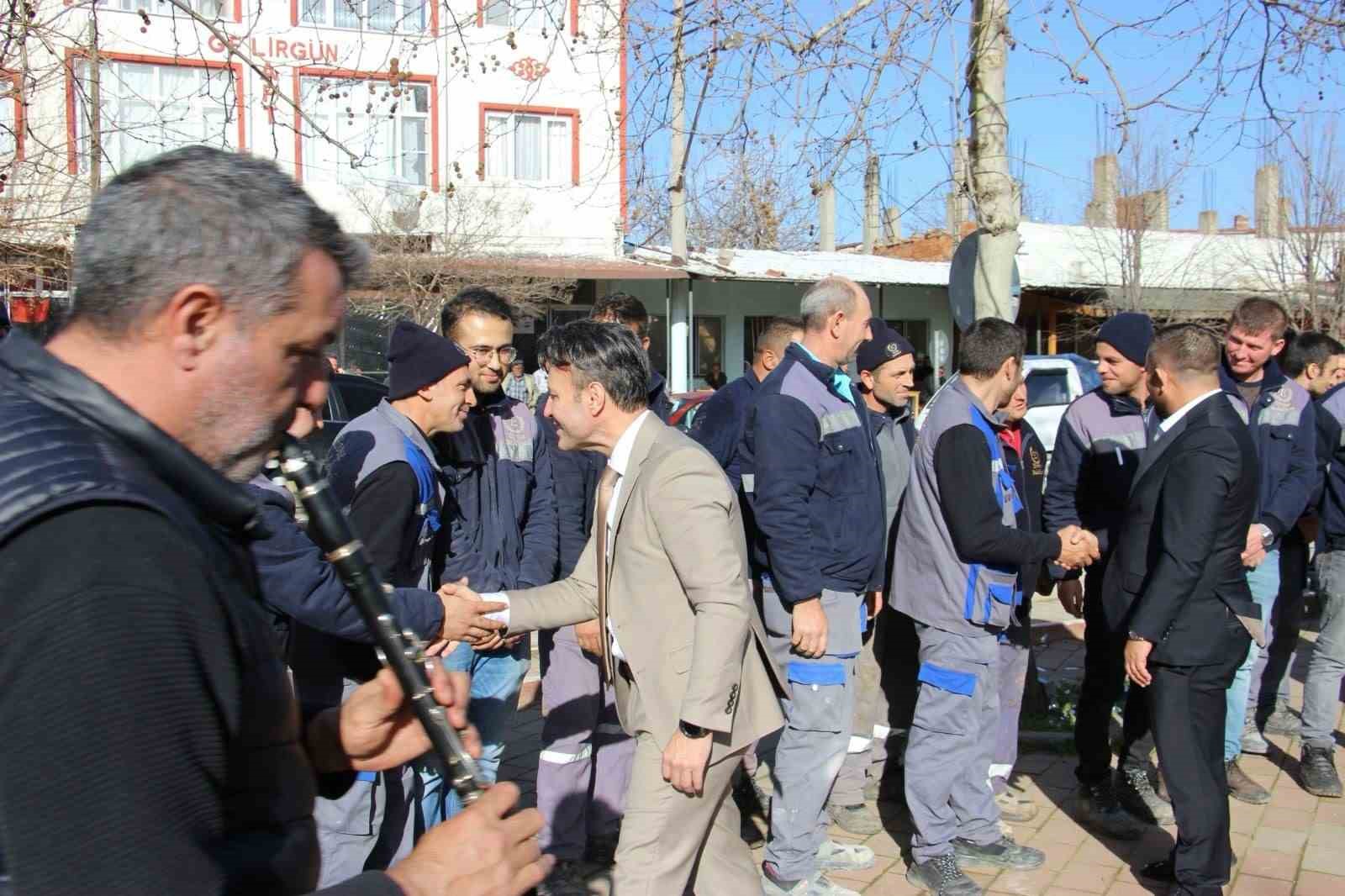 Evreşe Belediyesi&rsquo;nde en d&uuml;ş&uuml;k personel maaşı 37 bin TL oldu
