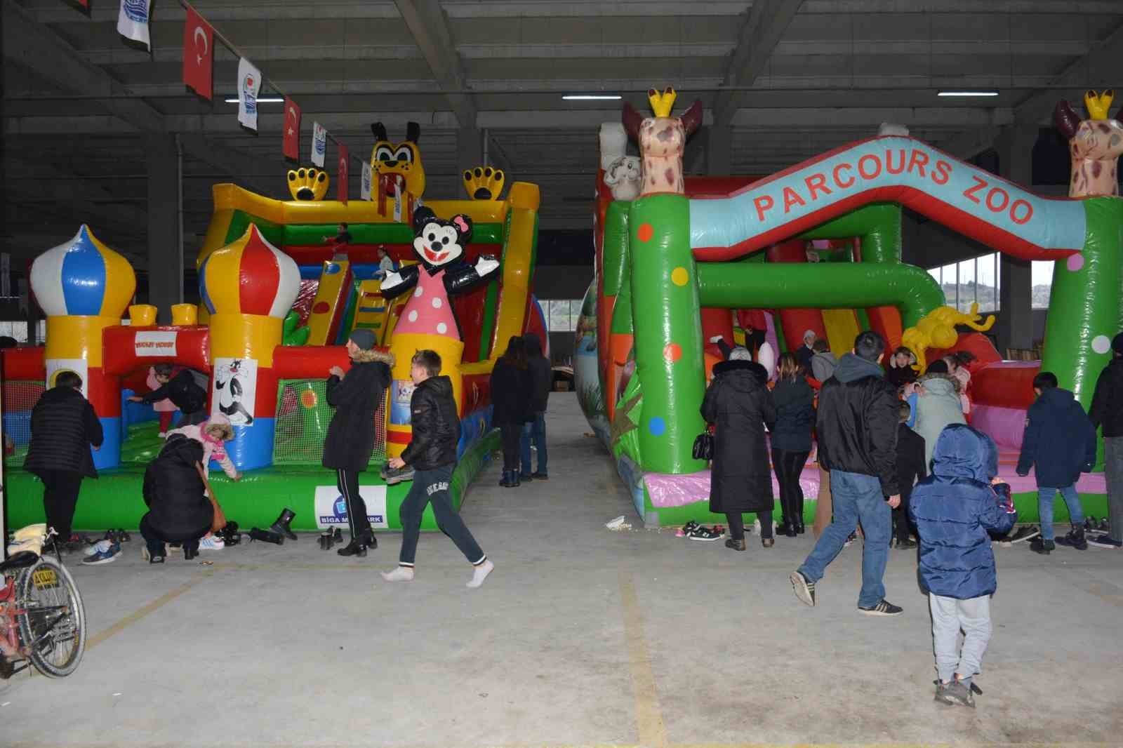 Lapseki’de ara tatil çocuk şenliği başladı