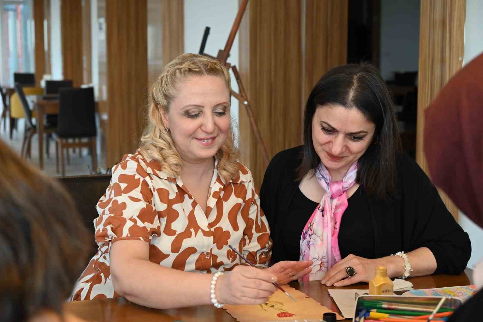 &lsquo;Kadınlar El Ele&rsquo; Projesinin İkincisi Gazze i&ccedil;in d&uuml;zenlenecek
