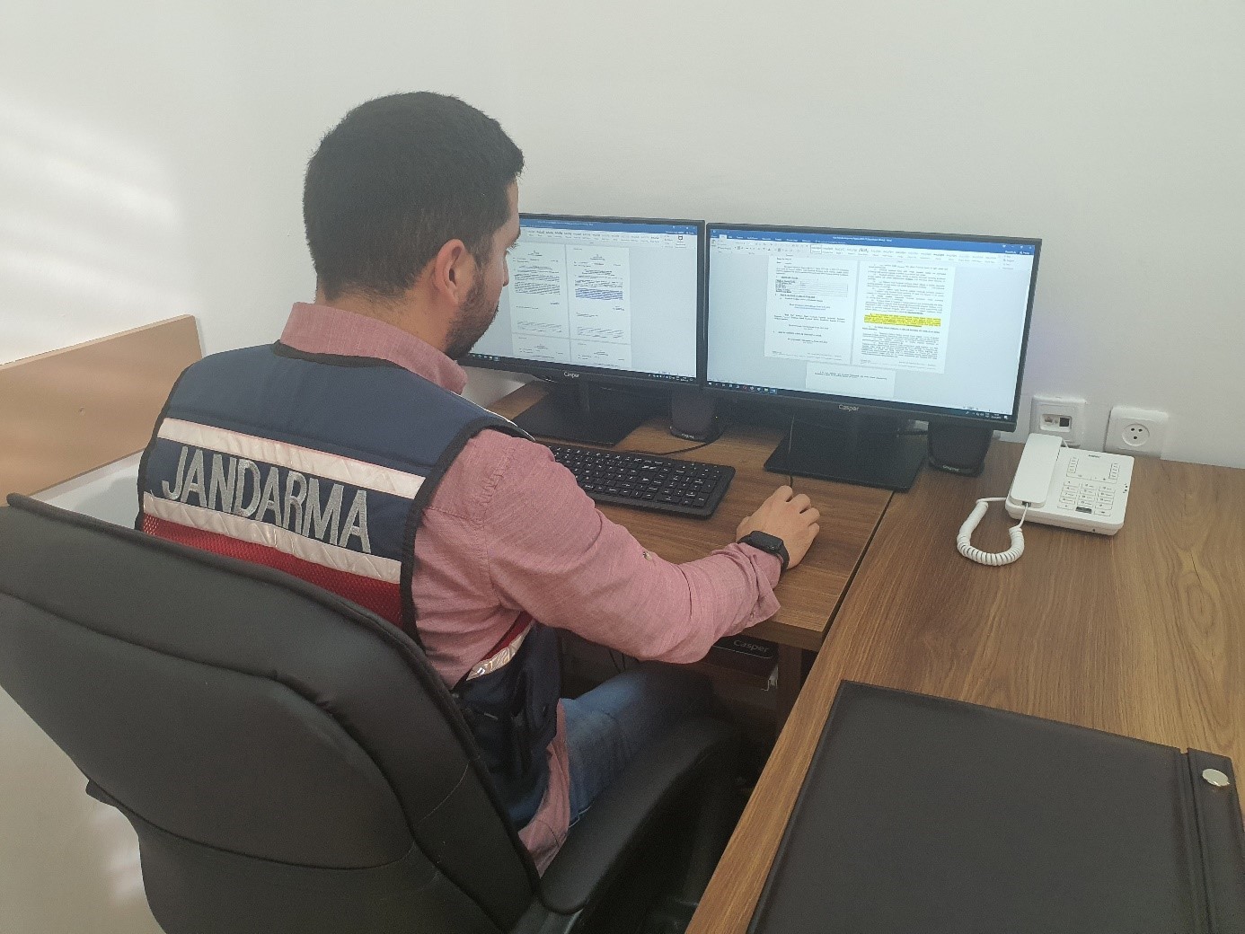 Jandarmanın sanal devriyesinde yakalaması bulunan 1 firari cezaevine g&ouml;nderildi
