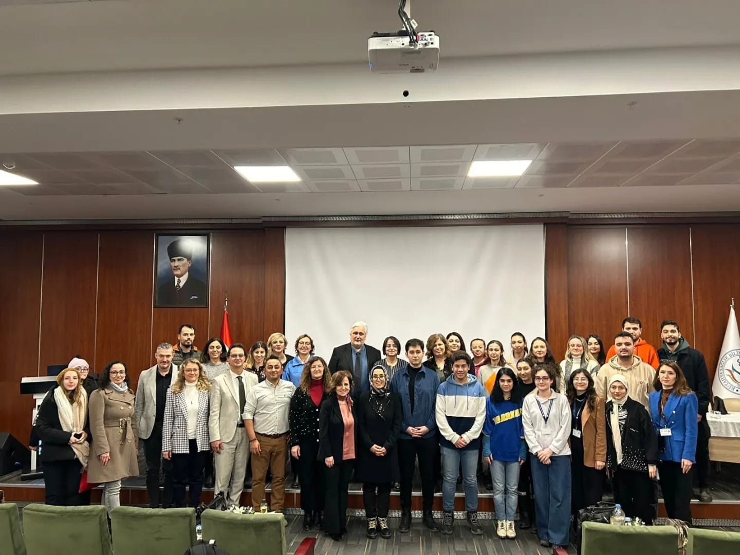 Kütahya’da ’Olgular Eşliğinde Sağlık Bakımı İlişkili Enfeksiyonlara Yaklaşım’ konulu konferans