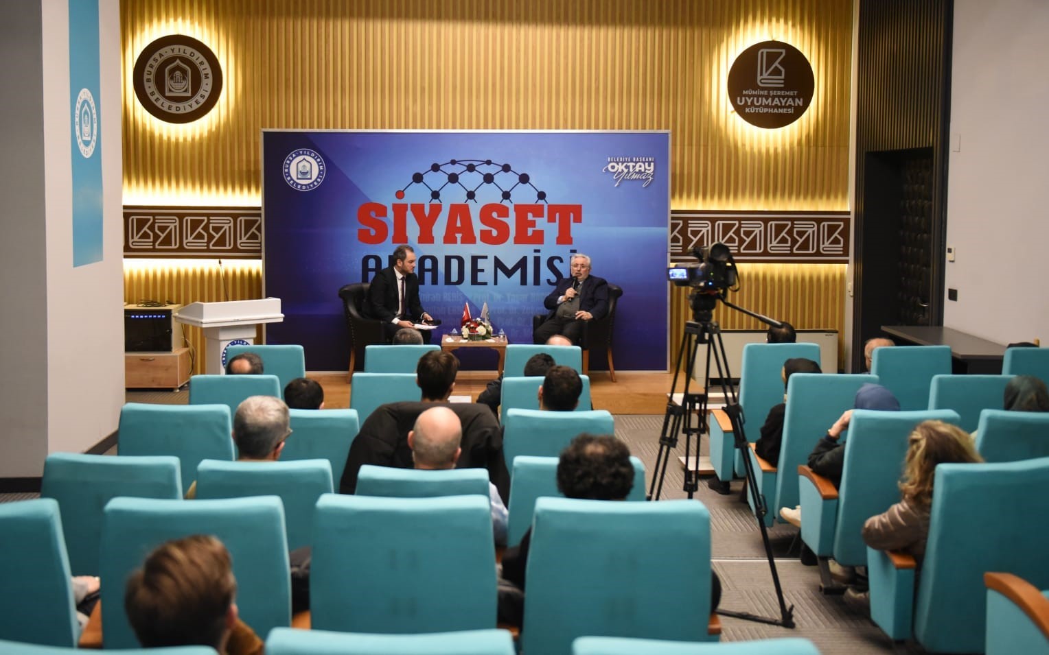 Yıldırım Siyaset Akademisi başladı
