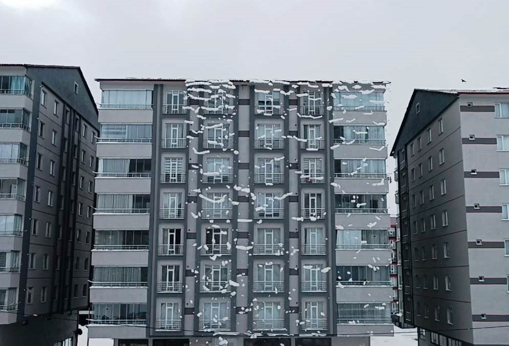 Bitlis’te 266 köy yolu kardan ulaşıma kapandı