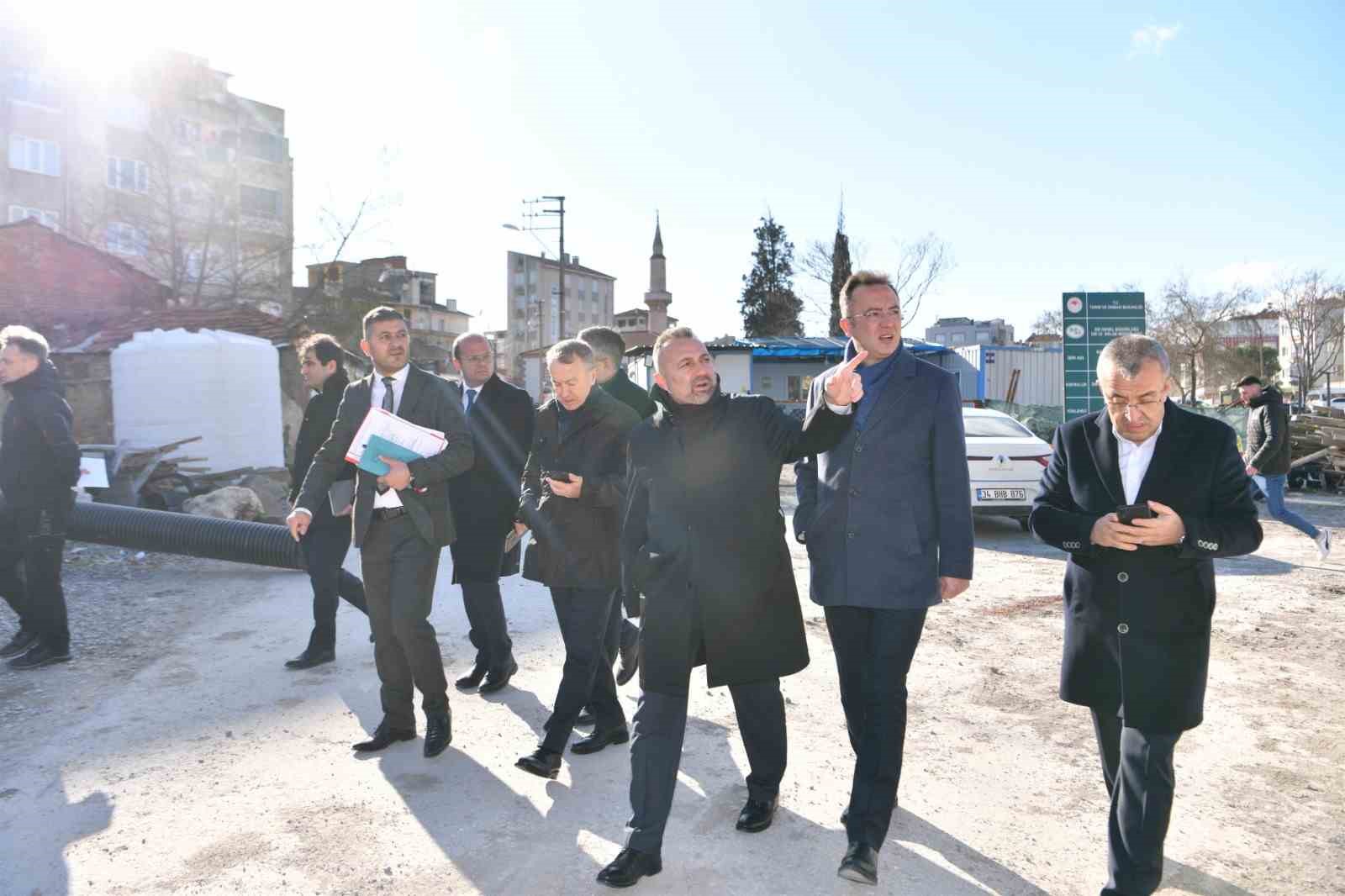 B&uuml;y&uuml;kşehir&rsquo;den trafik ve sosyal hayatı rahatlatacak yeni m&uuml;jdeler
