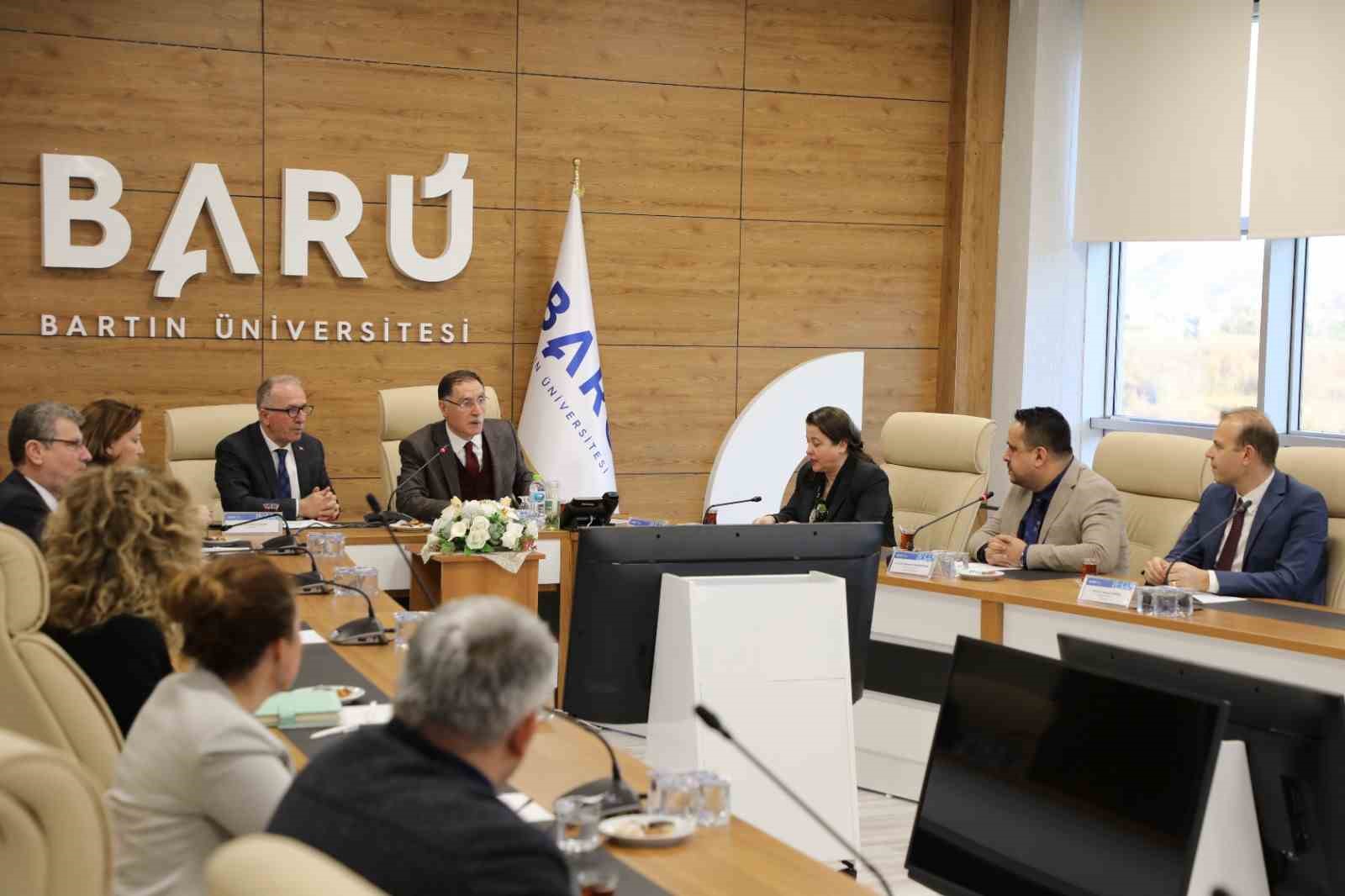 Kamu Başdenetçisi Şeref Malkoç’tan BARÜ’ye ziyaret
